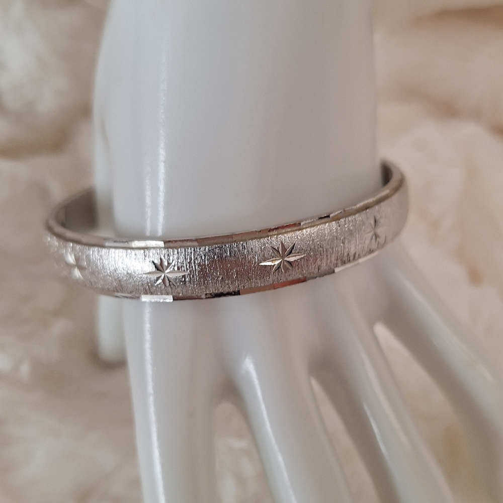 Silver Star Starburst Etched Signed Monet Bangle Bracelet